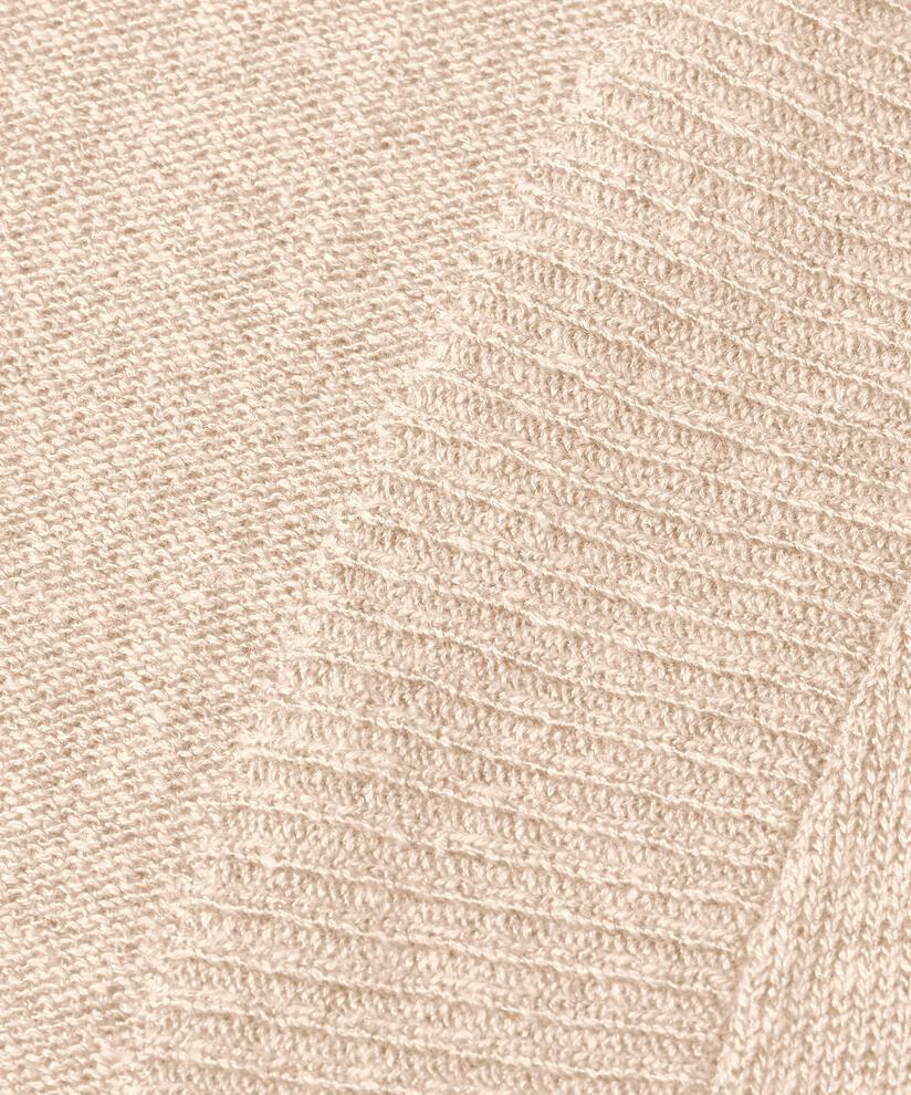 Lara Cardigan, Whitecap