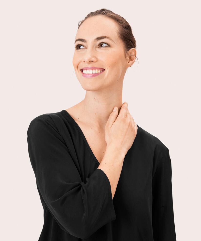 Kata Blouse, Black